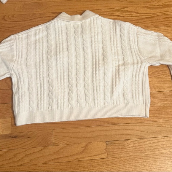 BRAND NEW Banana Republic Perfectly Soft Cable Sweater | White | Small - Picture 5 of 6
